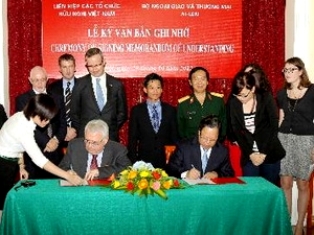 Irlanda brinda asistencia a desactivación de explosivos en Vietnam